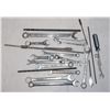 Image 1 : BOX OF ASSORTED HAND TOOLS, LOTS OF WRENCHES