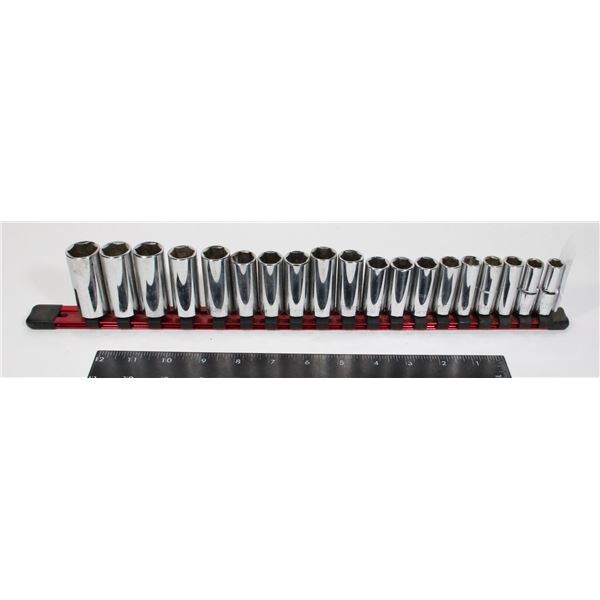 CHROME SOCKET SET ON HOLDER
