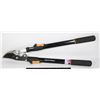 Image 1 : FISKARS EXTENDABLE TREE BRANCH PRUNER