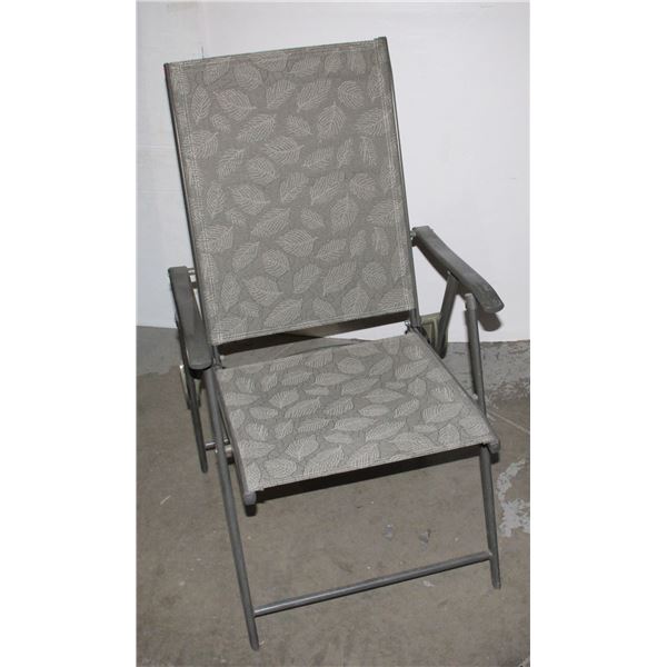 FOLDING PATIO CHAIR