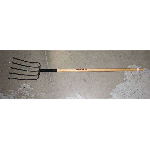 TROY BUILT MANURE FORK