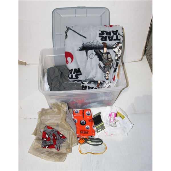 LARGE ESTATE TOTE OF ASSORTED FABRIC INCLUDING