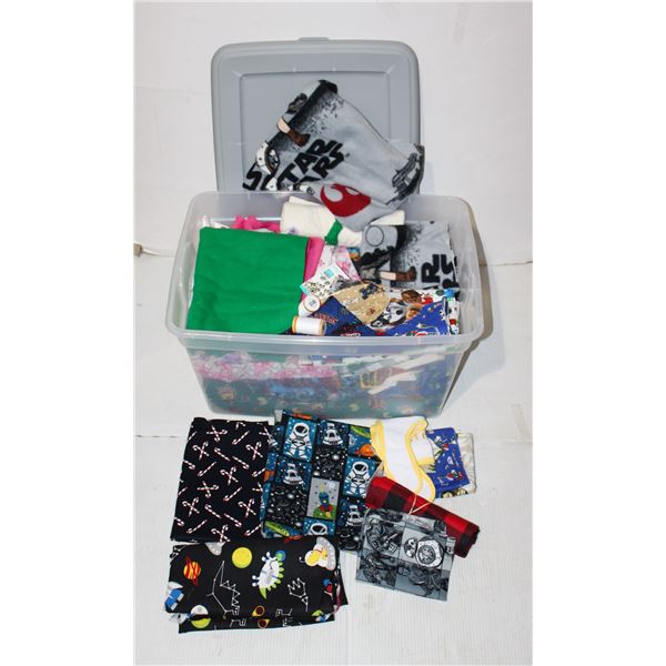 LARGE ESTATE TOTE OF ASSORTED FABRIC