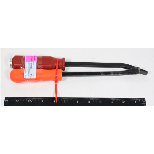 TWO SCREWDRIVER HANDLE PRY BARS
