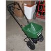 Image 1 : SCOTTS BASIC SPREADER
