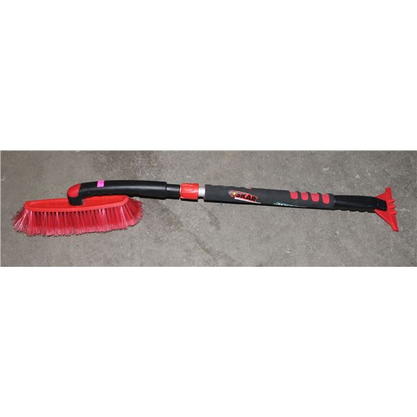 EXTENDABLE SNOW BRUSH