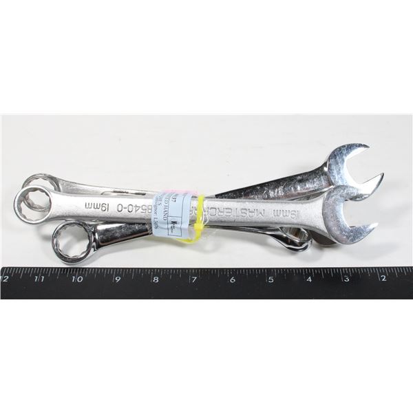 BUNDLE OF WRENCHES. 19mm, 3/4", 7/16", 3/4", 5/8"