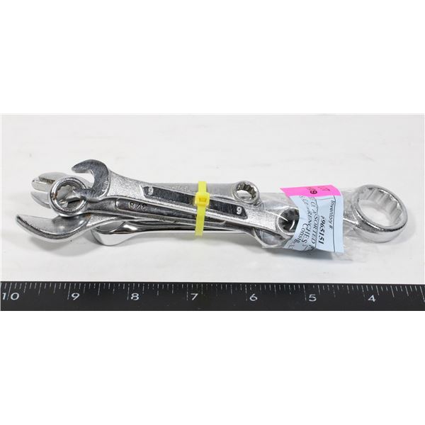 BUNDLE OF WRENCHES