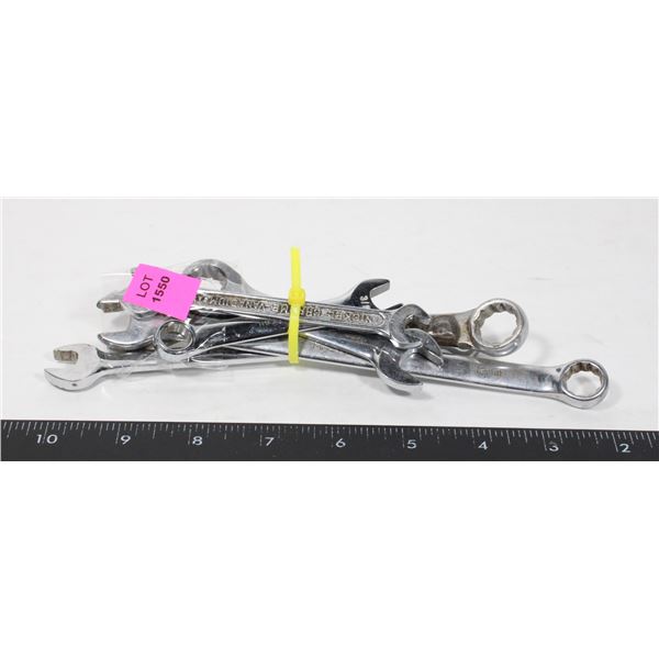 BUNDLE OF WRENCHES