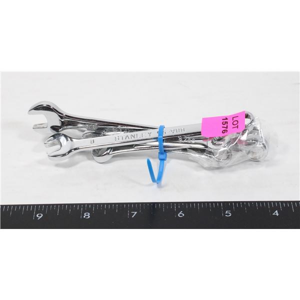 BUNDLE OF WRENCHES