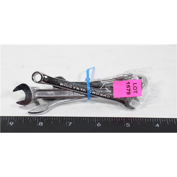 BUNDLE OF WRENCHES