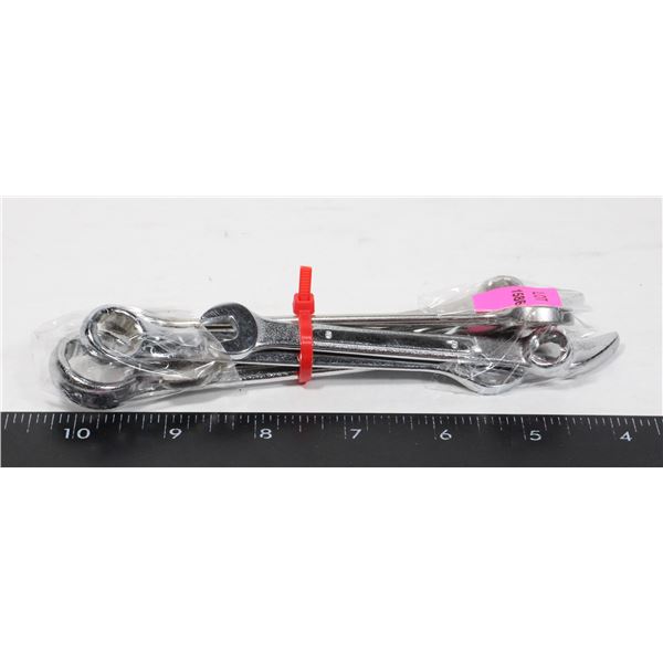 BUNDLE OF WRENCHES