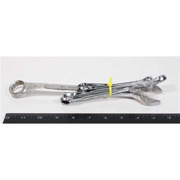 BUNDLE OF WRENCHES. 13/16", 12mm, 5/8", 7/16", 7/16"