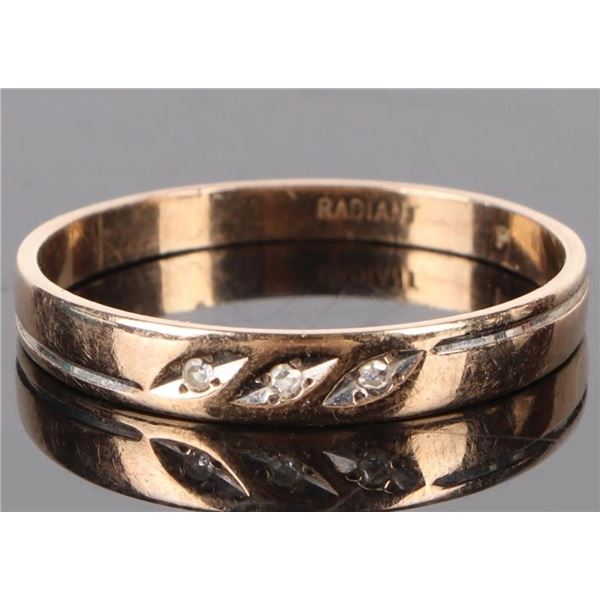 10K YELLOW GOLD DIAMOND LADIES RING