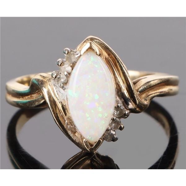 10K YELLOW GOLD OPAL DIAMOND LADIES RING