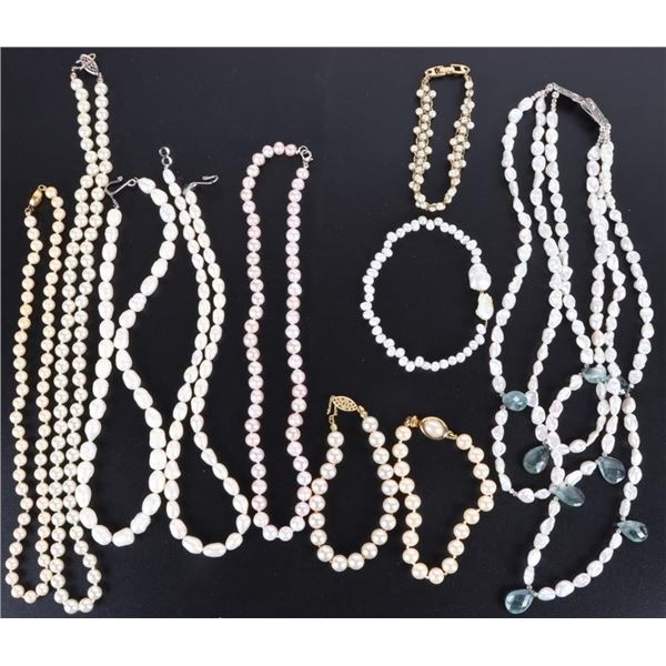 BEAUTIFUL PEARL JEWELRY LOT OF 10