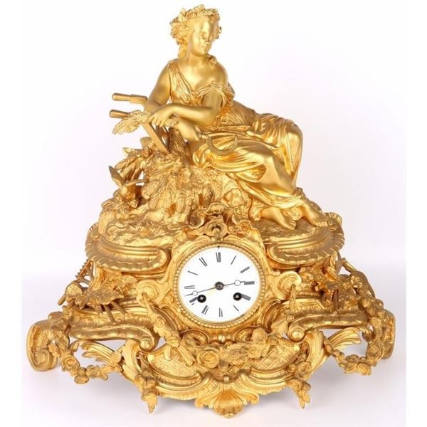 ORNATE CAST METAL GOLD VICTORIAN MANTLE CLOCK