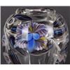 Image 2 : STEVEN LUNDBERG ORCHID PAPERWEIGHT VASE