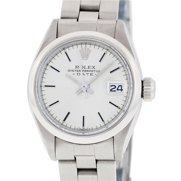 Rolex Ladies Stainless Steel Silver Index Oyster Band Wristwatch 26MM