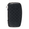 Image 6 : Louis Vuitton Black Taiga Leather Atoll Organizer Clutch