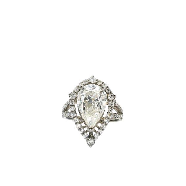 5.65 ctw Diamond Ring - 14KT White Gold