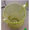 Image 5 : Uranium Glass 1890's Hand Painted Pitcher Very Rare Hobbs & Bruckner