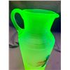 Image 6 : Uranium Glass 1890's Hand Painted Pitcher Very Rare Hobbs & Bruckner