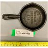 Image 1 : Rare Vintage Advertising Miniature Cast Iron Fry Pan
