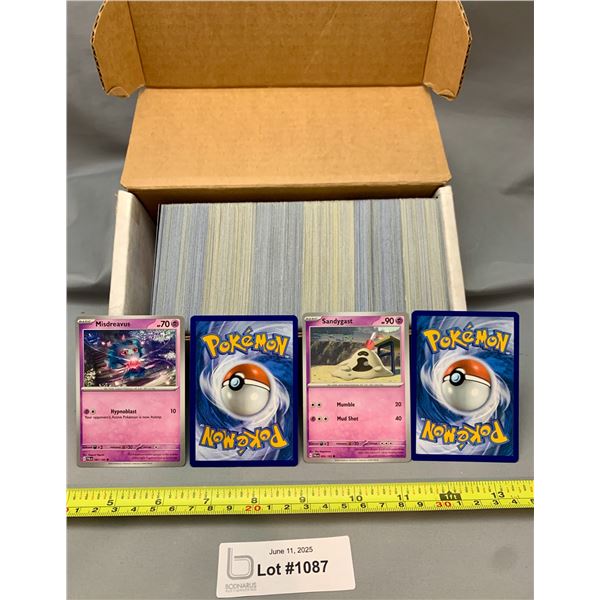 (600)Pokemon Box Lot; Rares; Uncommons; Commons; Energy; Trainer Cards - Authentic