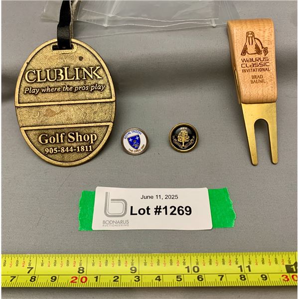 (4) Vintage Golf Accessories: Ball Markers Scotland; Divot Repair Tool & Bag Tag