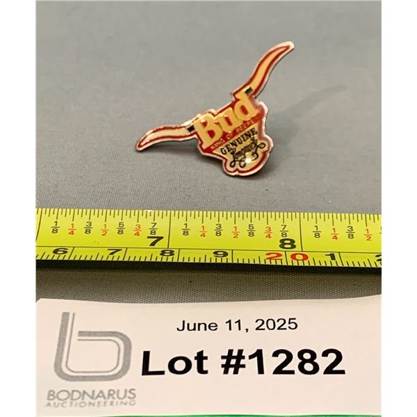 Vintage Genuine Longneck Budweiser / Bud Beer Rare Longhorn Steer Pin