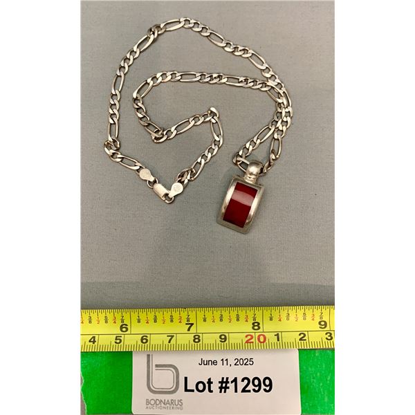 Beautiful Vintage Italian Sterling Silver Marked 18 1/4" & Sterling Pendant - 21.6 Grams