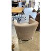 Image 2 : JENNY ROUND MULTI FABRIC U-SHAPED TUB CHAIR