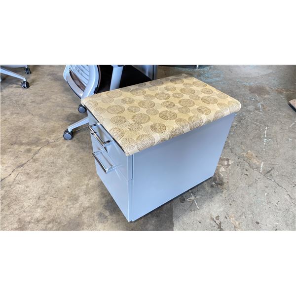 STEELCASE GREY METAL 2 DRAWER PADDED TOP MOBILE SEATING PEDESTAL