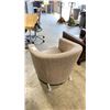 Image 2 : JENNY ROUND MULTI FABRIC U-SHAPED TUB CHAIR