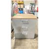 Image 3 : 2 STEELCASE GREY METAL 3 DRAWER STORAGE FILE CABINETS WITH NATURAL WOOD LOOK TOP