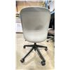 Image 3 : STEELCASE 480130 GREY PLASTIC PRE FORMED GAS LIFT MOBILE TASK CHAIR