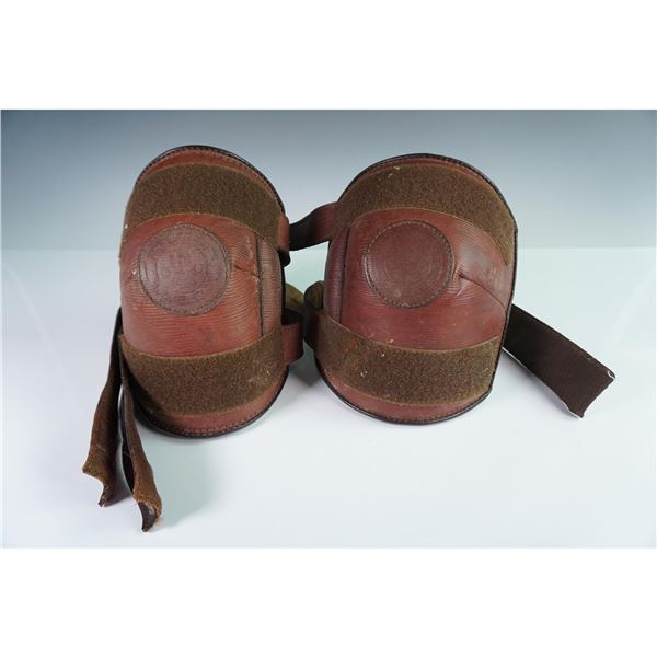 2pc Vintage Polo Equipment Leather Knee Pads