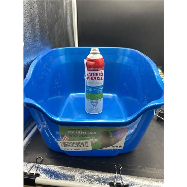 Nature’s Miracle Litter Box Cleaner Foam with High-Sided Cat Litter Pan