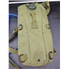 Image 2 : Military-Style Hydration Pack with Green Carrier and Blue Reservoir
