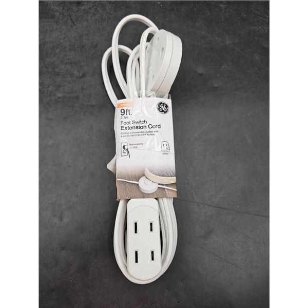 GE 9 Ft 3-Outlet Extension Cord With Foot Switch