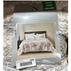 Image 2 : King Size 3-Piece Quilt Set in Neutral Colors