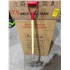 Image 3 : Garant Aluminum Snow Pusher With Wooden Handle and Red Grip