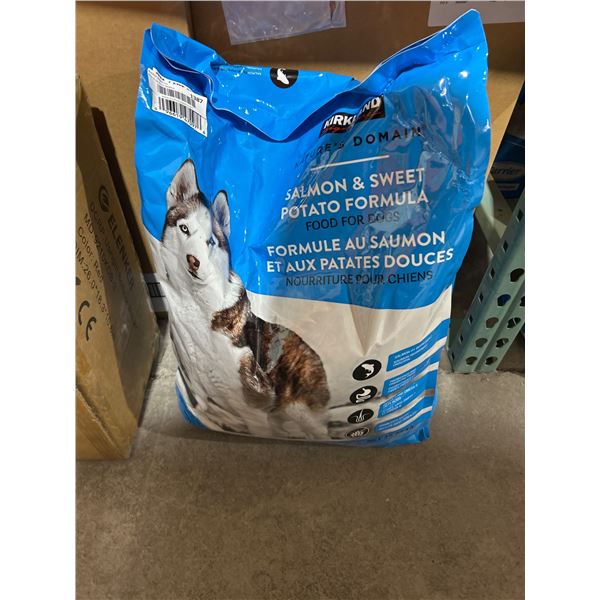 Kirkland Dog Food Salmon and Sweet Potato Formula 15.87 kg
