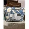 Image 2 : Madison Park 7-Piece Comforter Set for Queen, King, or California King
