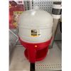 Image 1 : Little Giant Plastic Dome Poultry Waterer 8 Gallon by Miller Manufacturing