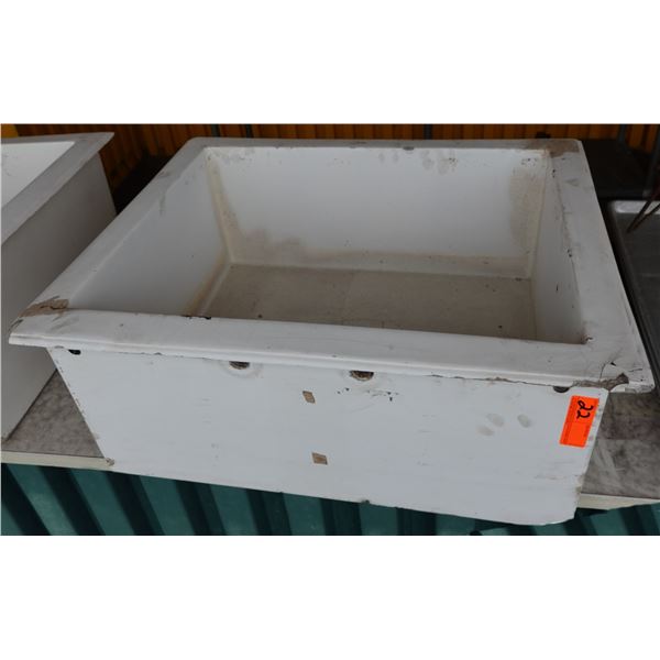 Rectangular Beverage Tub 30" x 24" x 13"H