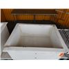 Image 2 : Rectangular Beverage Tub 30" x 24" x 13"H