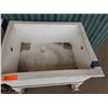 Image 2 : Rectangular Beverage Tub on Wheels  30" x 24" x 26"H