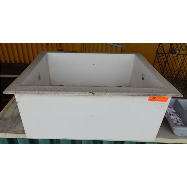 Rectangular Beverage Tub  30  x 24  x 11 H